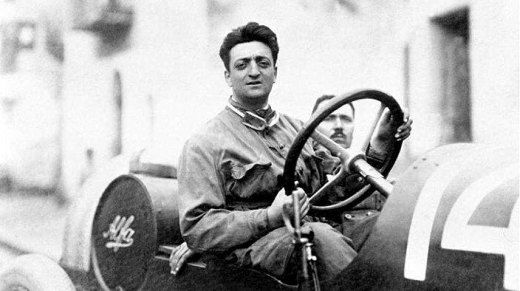 Sejarah Enzo Ferrari - Pendiri Pabrikan Mobil Ternama Dunia "Ferrari"