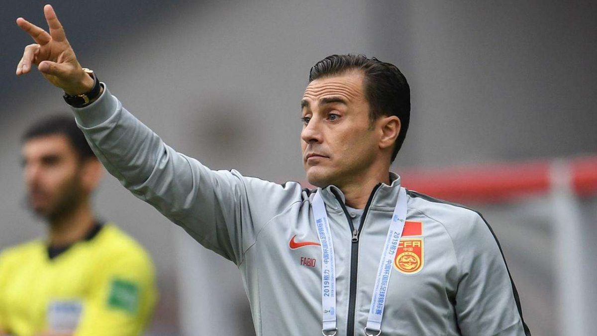 Cannavaro Siap Tangani Klub Eropa Dalam Waktu Dekat